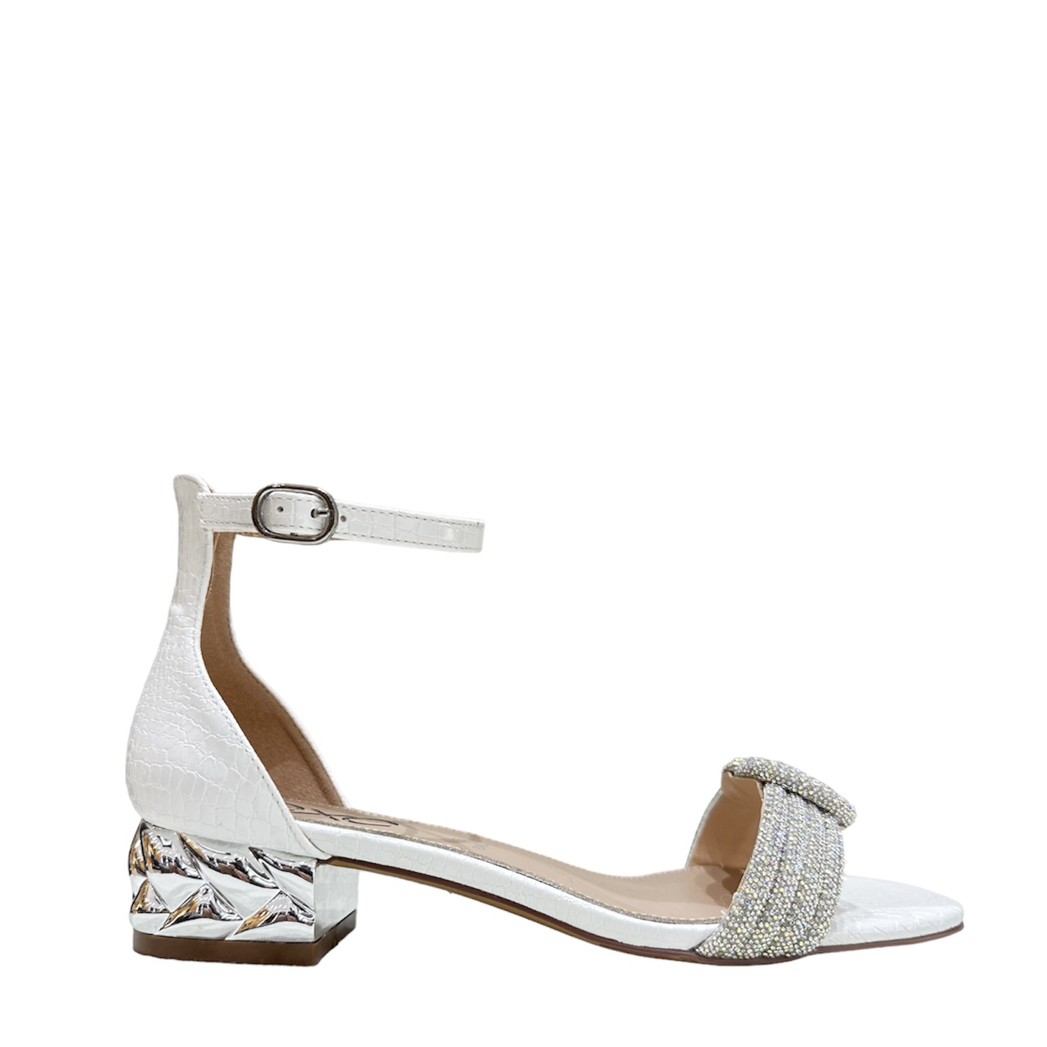 DDBF980E-2AA4-4A0D-BAE7-E1D66713CF90